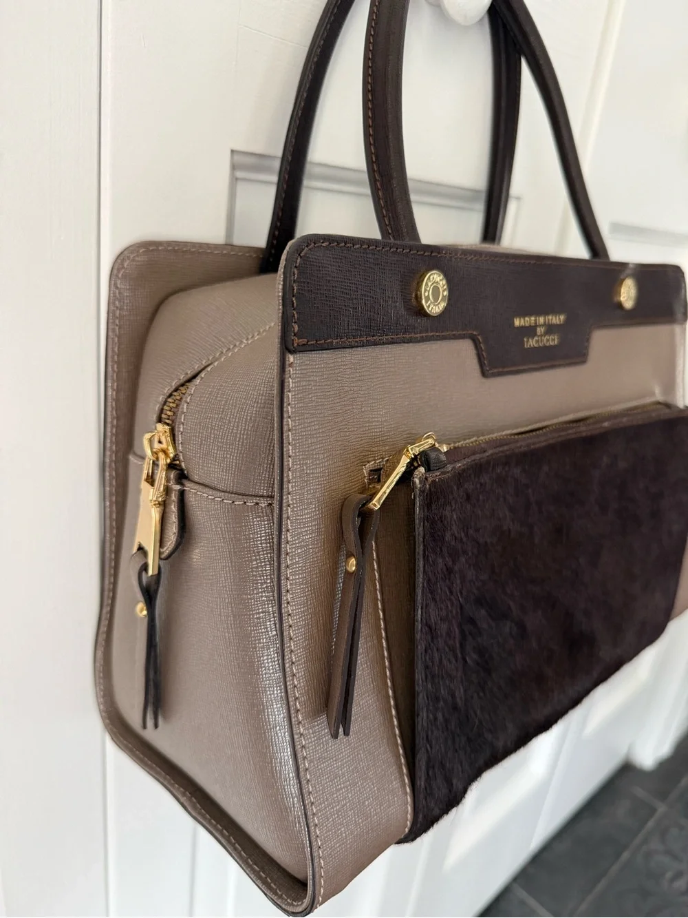 Stylish Taupe and Dark Brown Italian-Made Leather Iacucci Bag with Fur Pocket